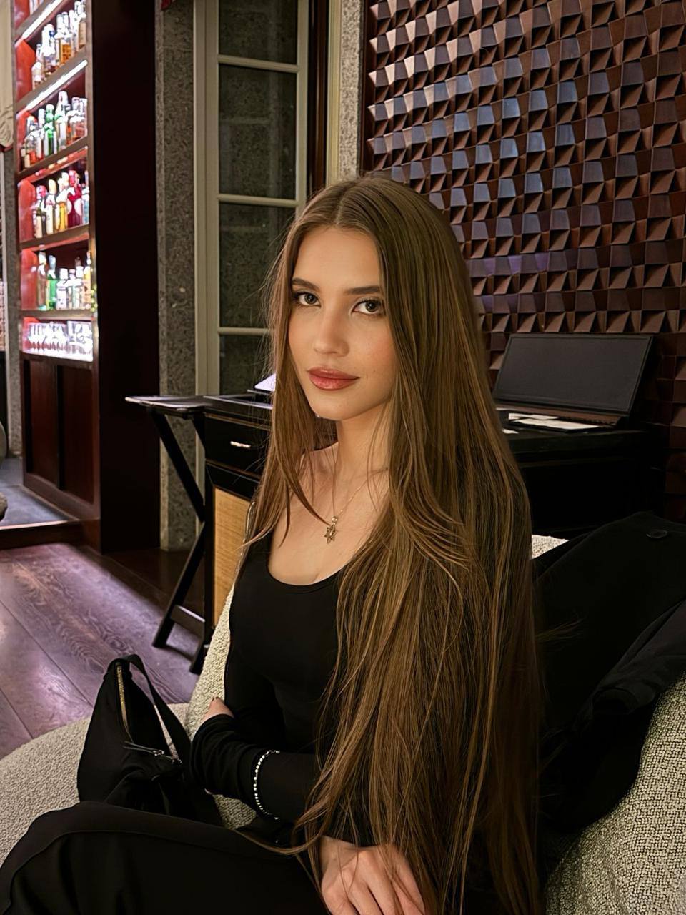 Model Alexandra